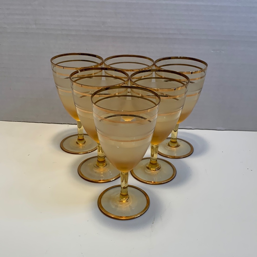 MCM Clear and gold striped stemmed glasses set of 6
